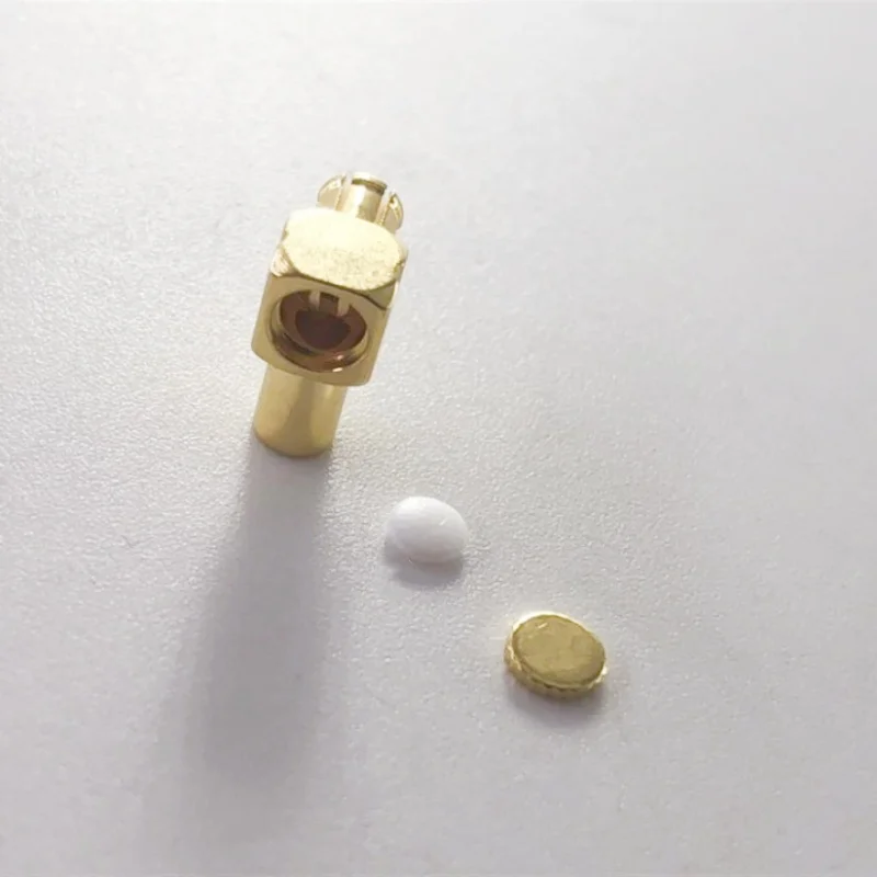RF Coaxial MCX Male Right Angle Connector for .086'' Cable - Image 3